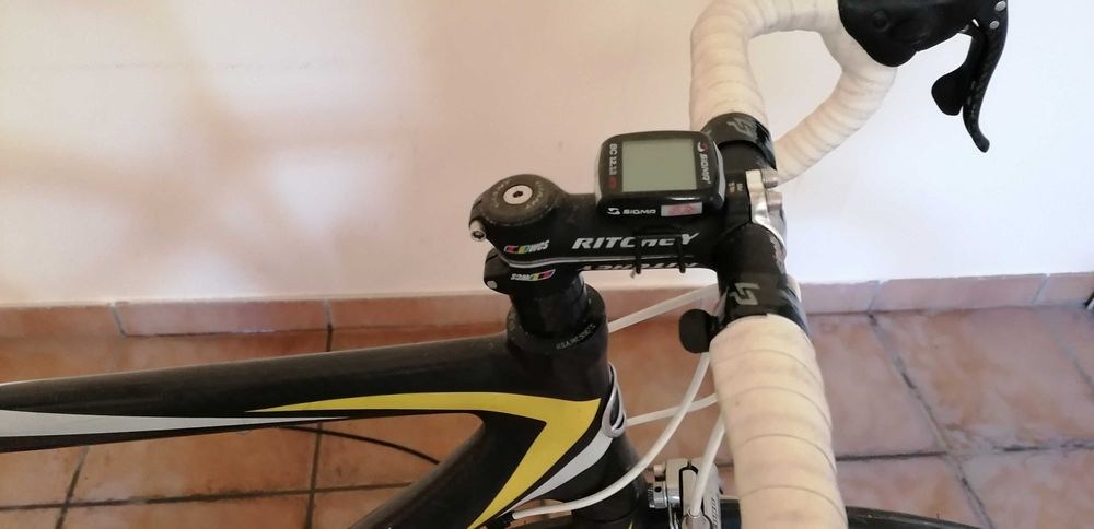 Bicicleta de corrida. Em carbono. GIANT TCR