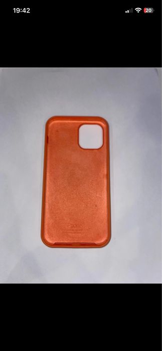 Pomarańczowe silikonowe etui Apple do iPhone 12
