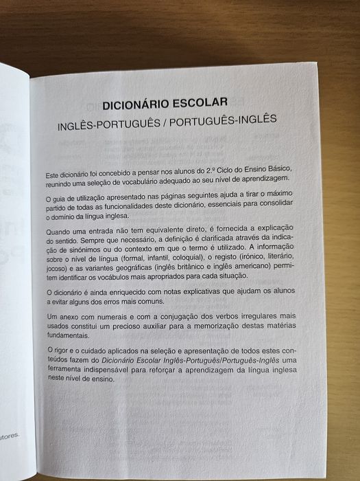 Dicionário Inglês-Português e Português-Inglês