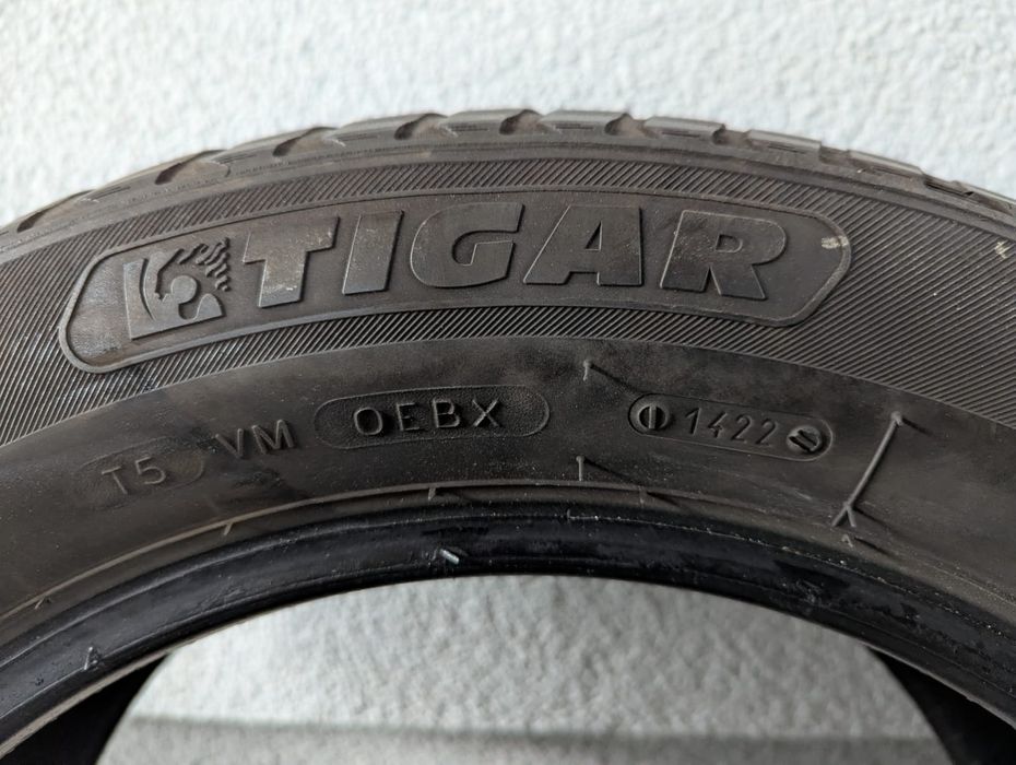 Opony wielosezonowe 215/55 R16