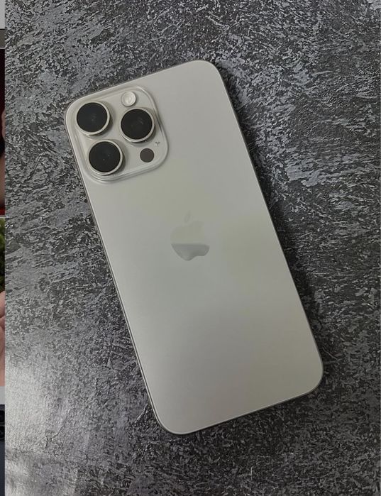iPhone 15 Pro 256GB Natural Titanium Б/У
