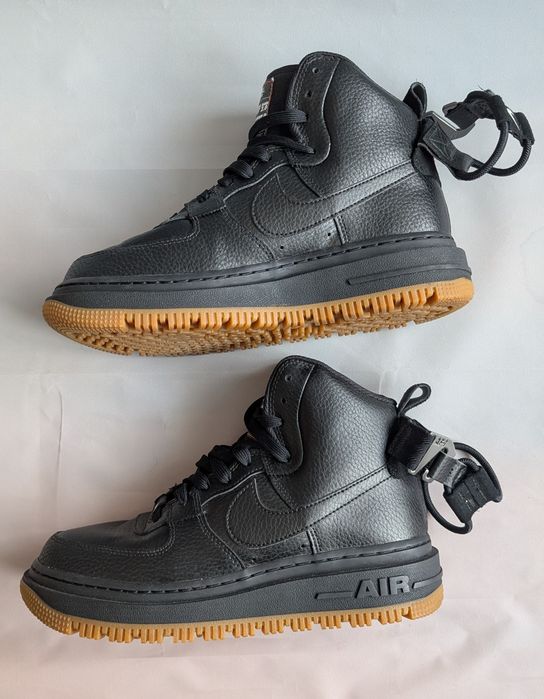 Оригінальні жіночі кросівки Nike Air Force 1 High Utility 2.0