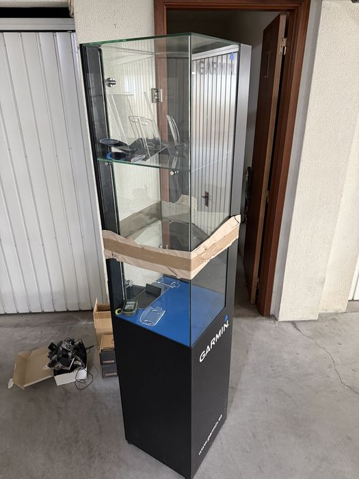 Expositor Garmin - Excelente estado