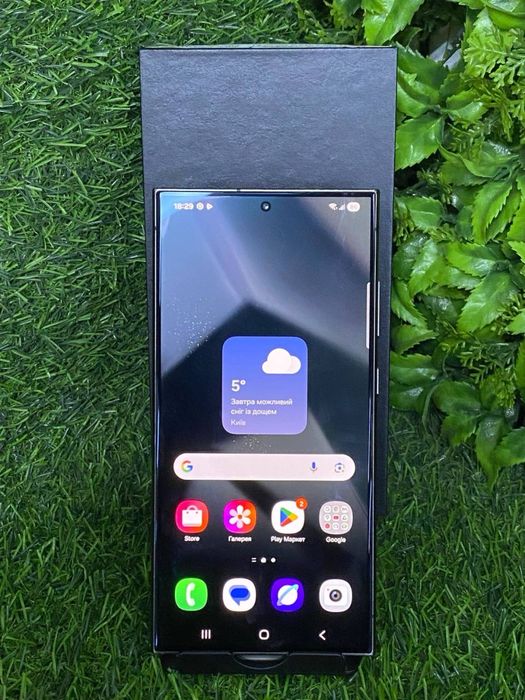Мобільний телефон Samsung Galaxy S24 Ultra 12/256GB
