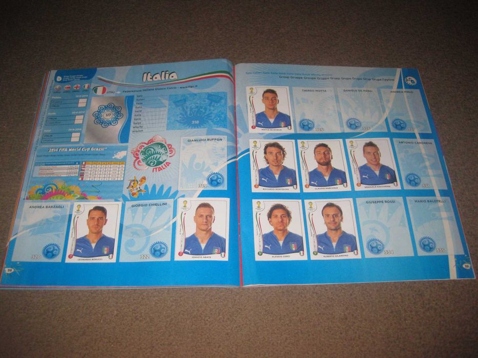 Caderneta Mundial de Futebol Brasil 2014