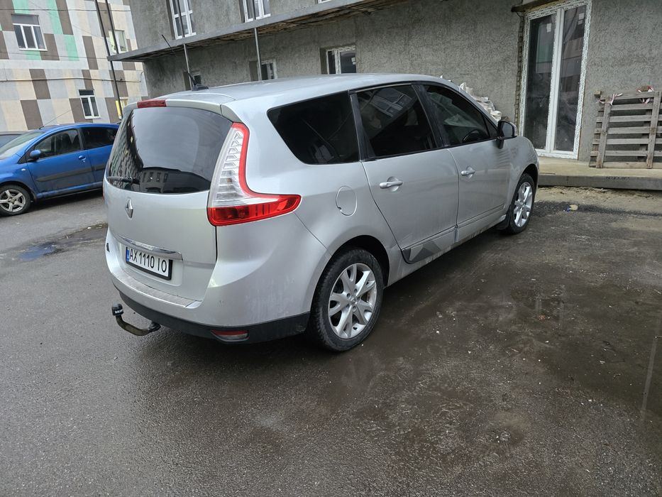 Renault  Grand Scenic 3 2011 дизель