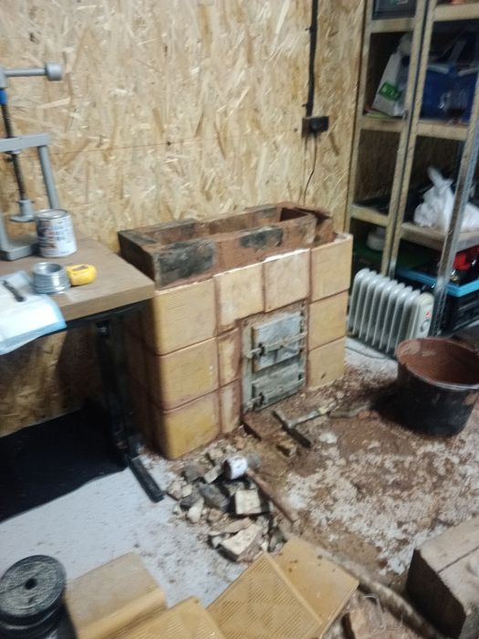 Piec kaflowy/szamotowy