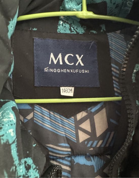 Зимняя куртка на мальчика