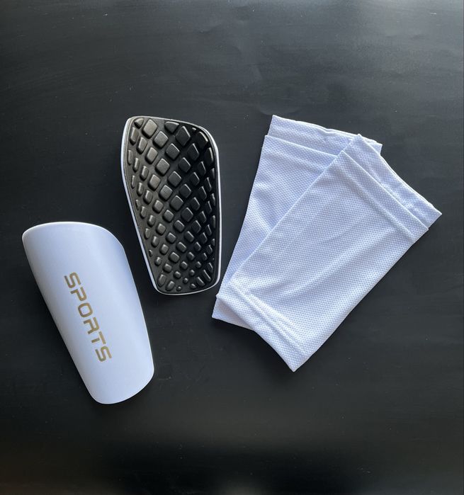 Комплект 2в1 футбольні щитки з тримачами футбольные щитки захист