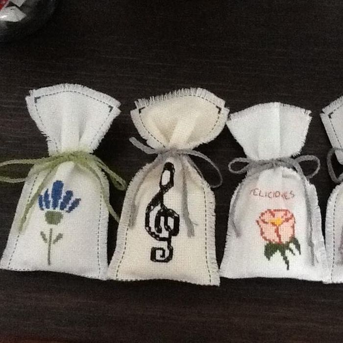 Sacos para sabonete perfumado bordado