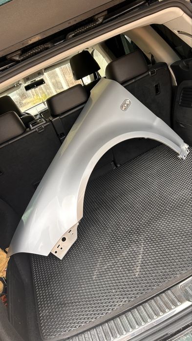 Volkswagen Passat b5 fl błotnik lewy LA7W oryginał
