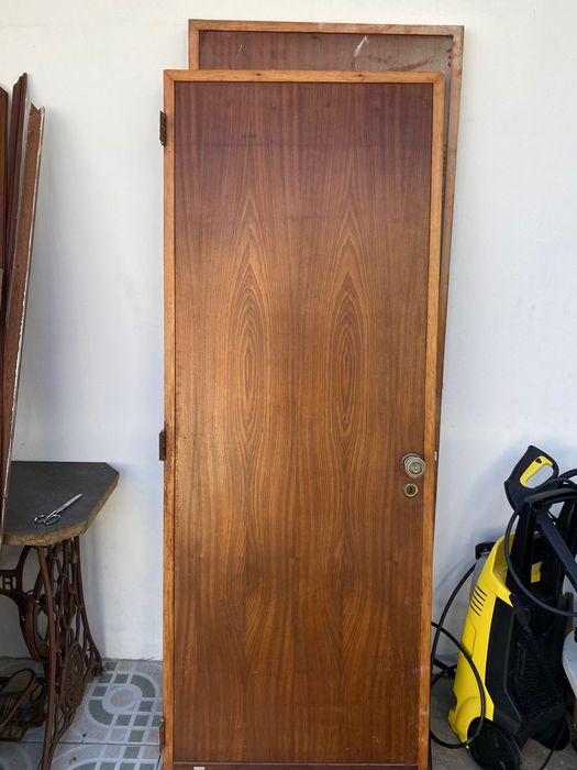 Portas de interior em madeira