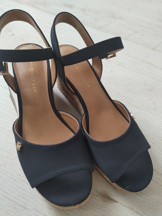 Sandały Tommy Hilfiger NOWE rozm 8,5