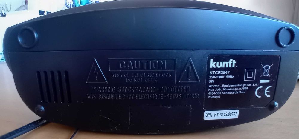 Rádio Despertador Kunft KTCR 3847