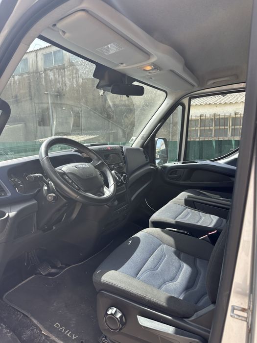 Vendo carrinha Iveco Daily Hi-Matic 35-140