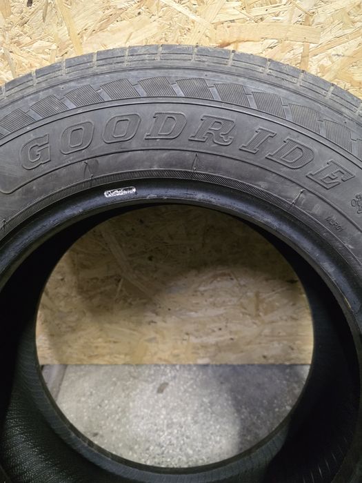 Para opon letnich Bus 225/65 R16C 112/110R Goodride Radial SC328