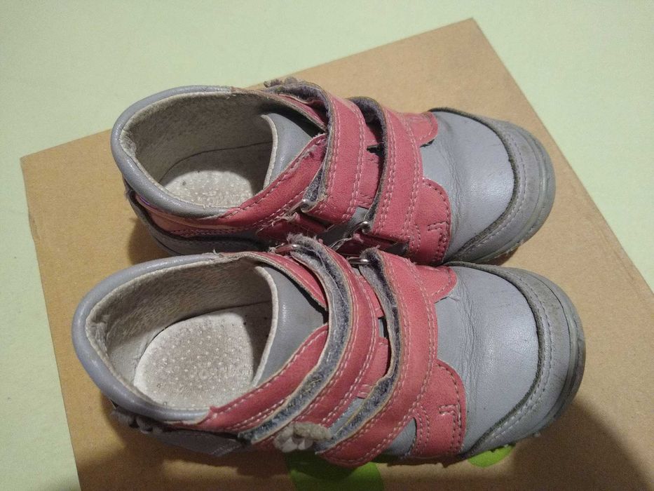 Wszystko po 10 zł - Buty skórzane rozm. 25