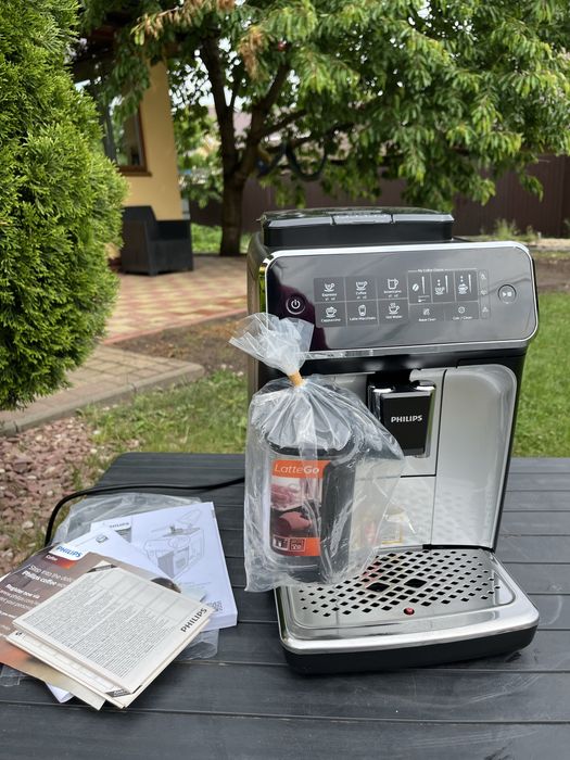 кавомашина Philips Latte GO  Type EP3246 гарантія +після гарантійна підтримка