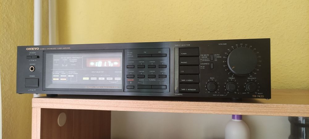 Amplituner Onkyo TX-7420