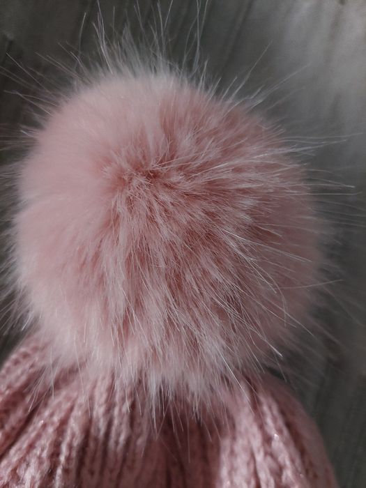 Czapka Victoria's Secret