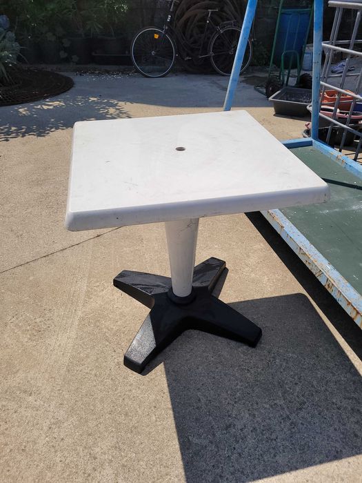 Mesa jardim PVC nova