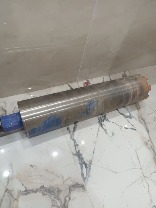 Алмазне буріння отворів в цеглі, бетоні