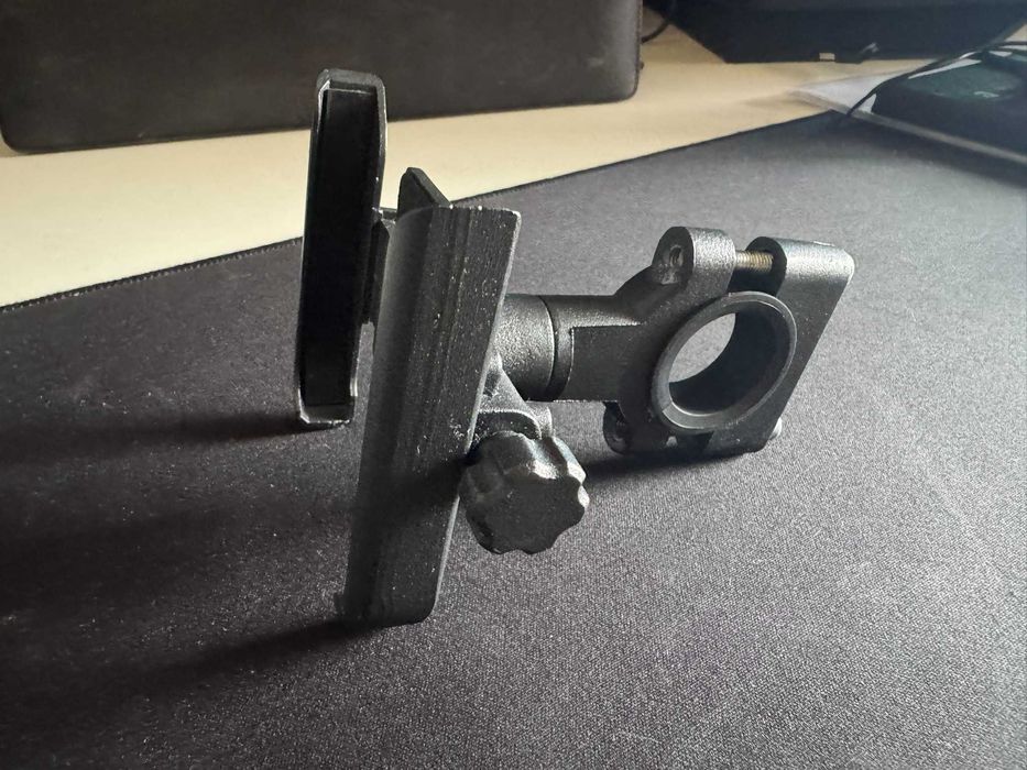 Suporte telemovel Mota