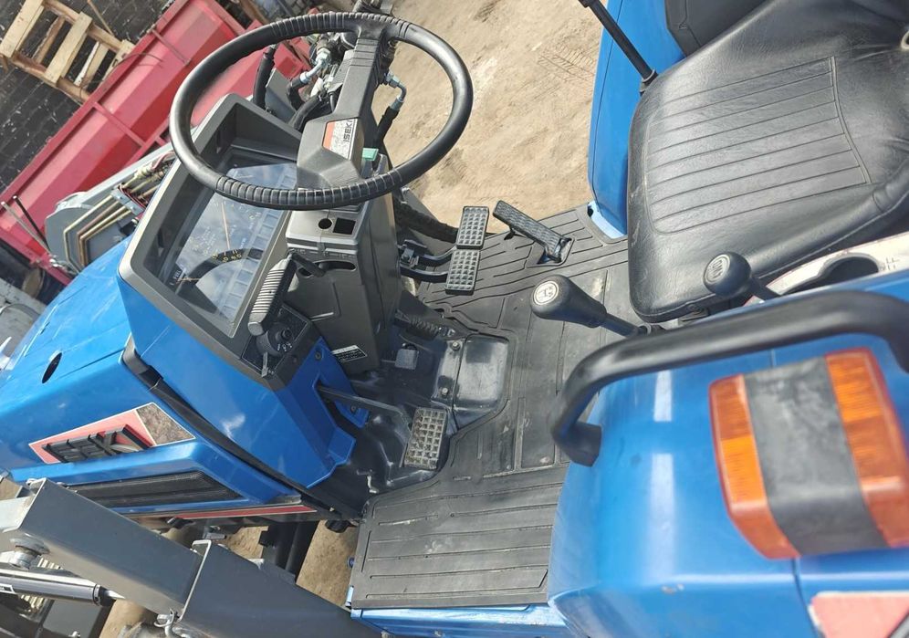 Трактор колісний ISEKI TA267F Японія