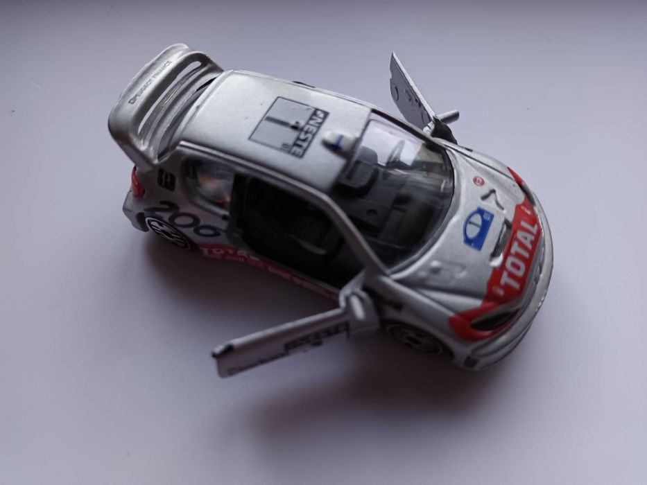 Carrinhos Rallye WRC dos anos 2000 1/64 - Portas de abrir - open doors