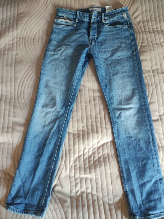 młodzieżowe niebieskie spodnie jeansowe Jack & Jones