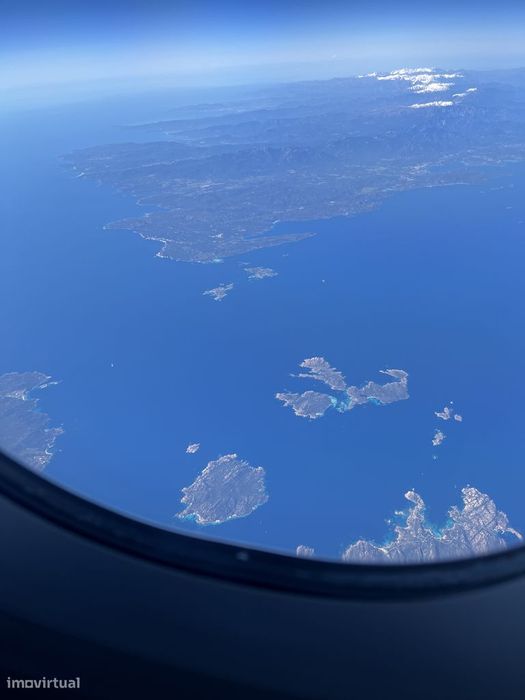 Apartamento T0 novo com certificado A+ no Corvo