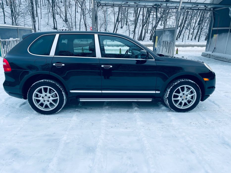 Porsche Cayenne 93т.км. Без подкрасов. Идеальный.