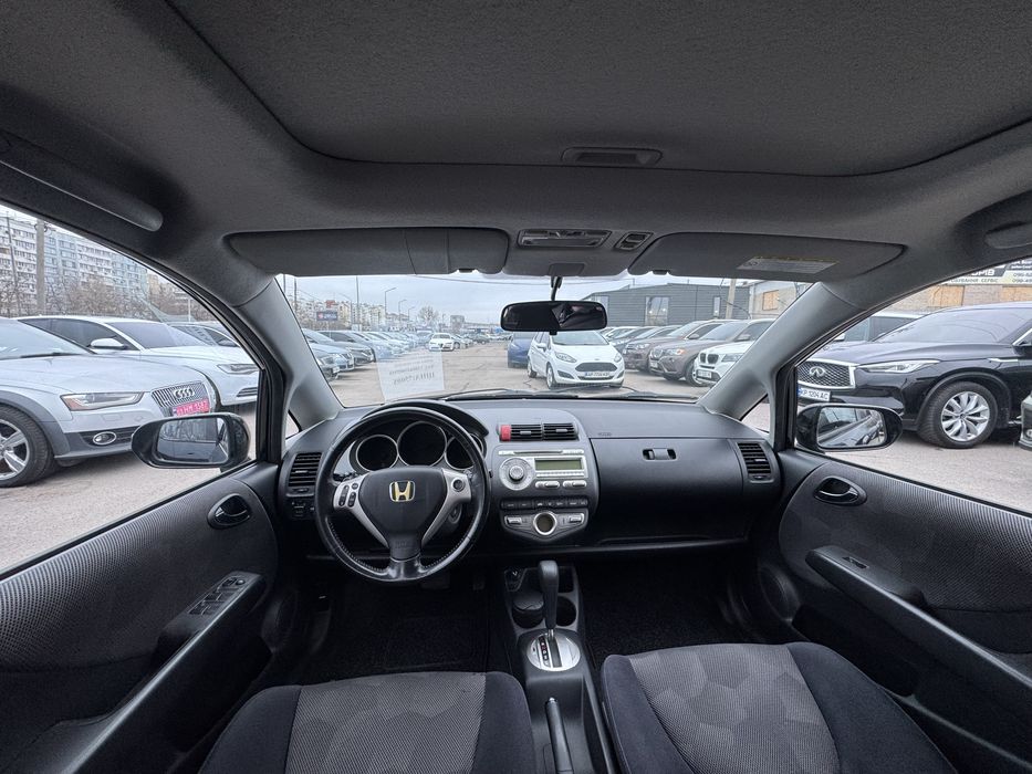 Продам Honda Jazz