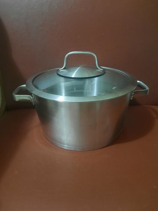 Кастрюля нержавейка Berghoff