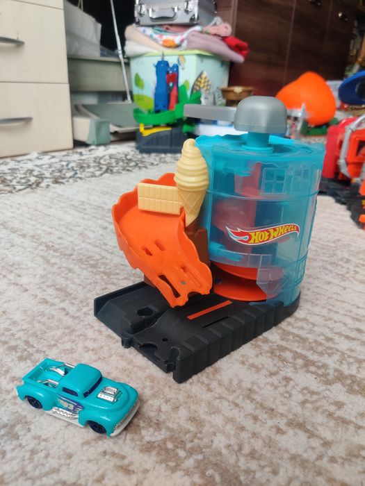 Трек, ігровий набір Hot Wheels, хотвілс