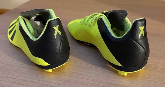 Chuteiras Adidas X novas nº 33