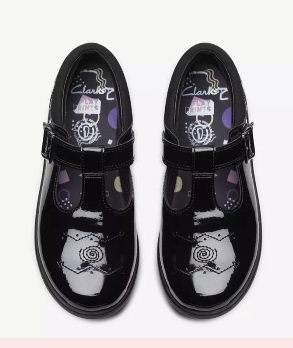 Туфлі для дівчинки Clarks розмір 35.5