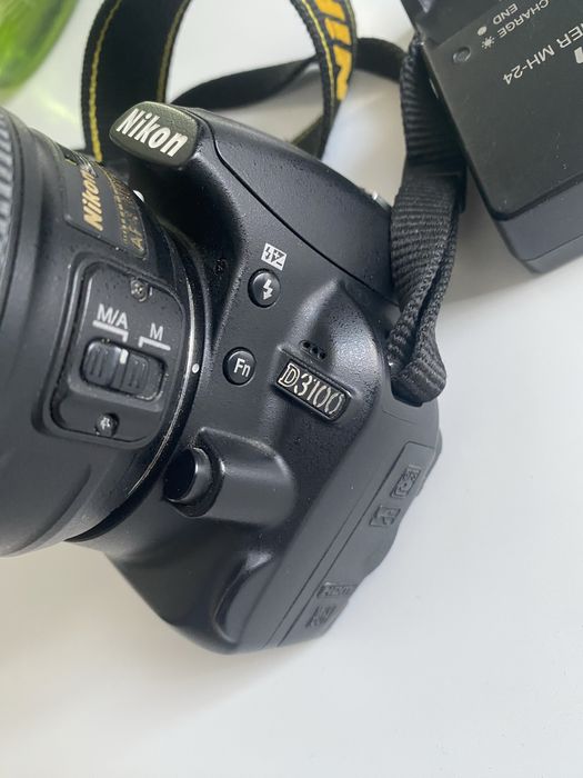 Фотоапарат Nikon D3100 + об’єктив Nikkor 50mm f/1.8G