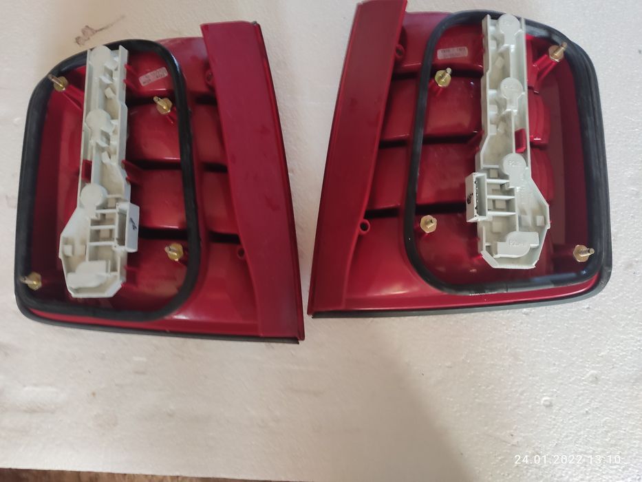 Задні фонарі шкода