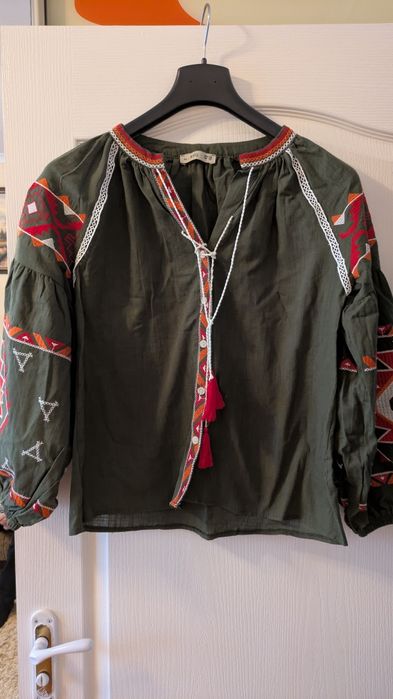 Вишиванка жіноча