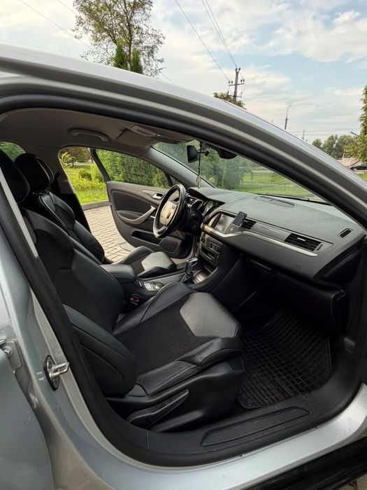 Citroen C5 2015 року дизель 2.0 автомат в ідеальному стані, дуже економна