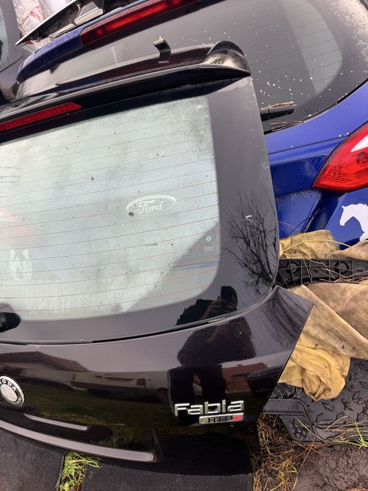 Кришка багажника Skoda Fabia 2