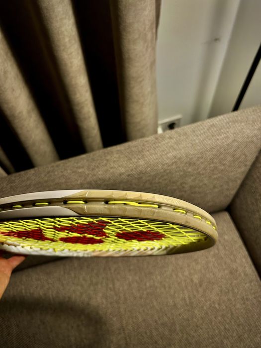 Yonex 07 Vcore 98 (305g) 2024 Sand Beige