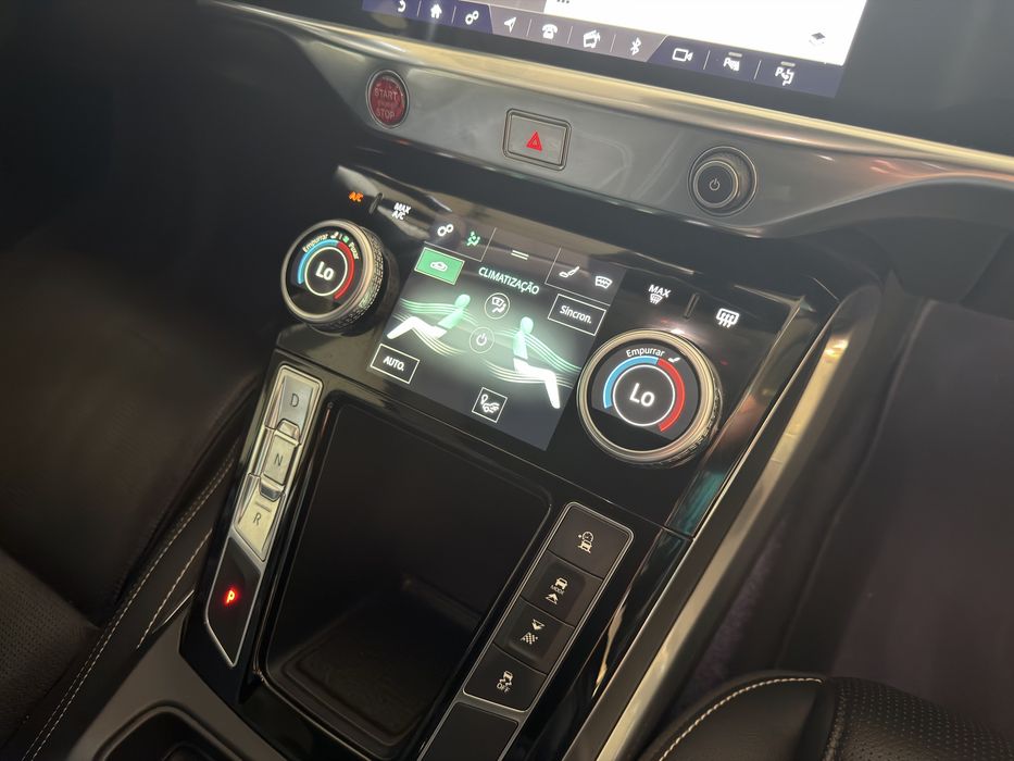 Jaguar I-Pace SE EV400 AWD - Desde 360€ Mês