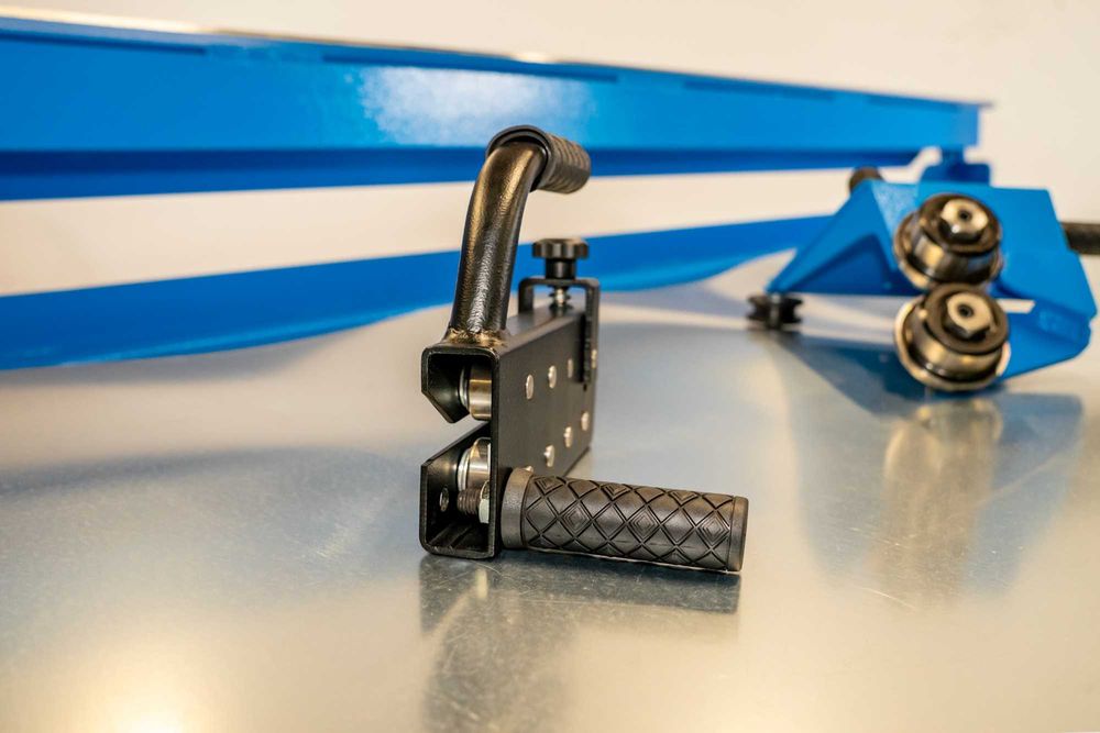 Zaginarka giętarka do blachy Astrid 2m 2140/08