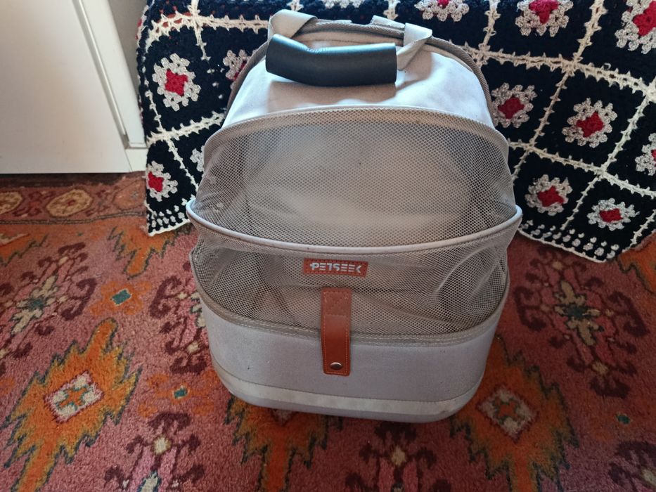 Переноска для тварин