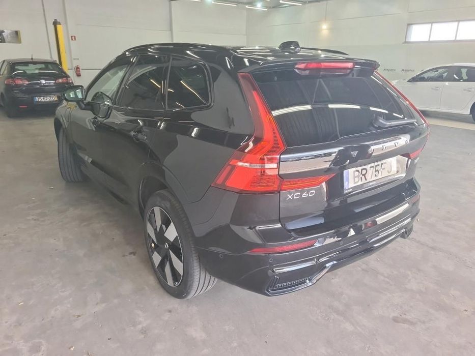 Volvo XC 60 2.0 T8 PHEV Ultra Dark AWD