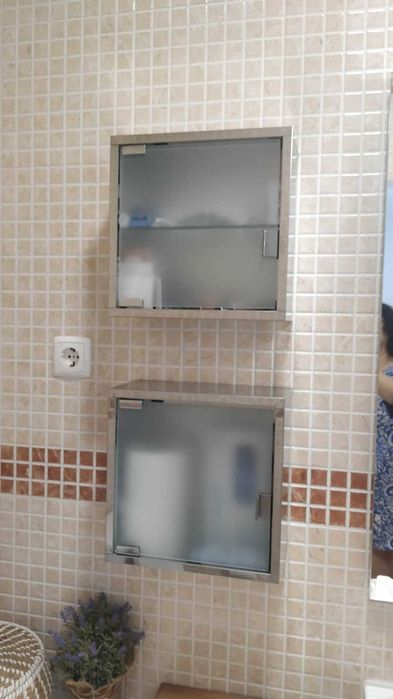 2 Armários inox 30×30 cm com portas de vidro fosco