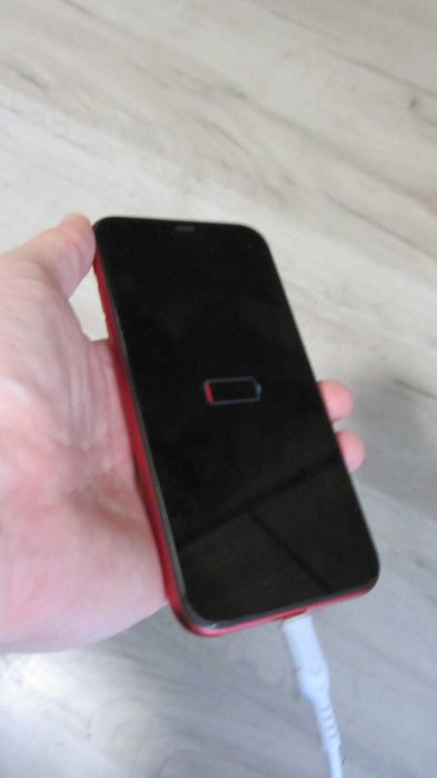 Apple iPhone 11 128Gb Red