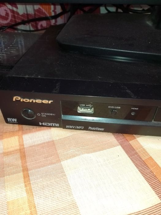 Продам DVD Pioneer DV-400V без пульта